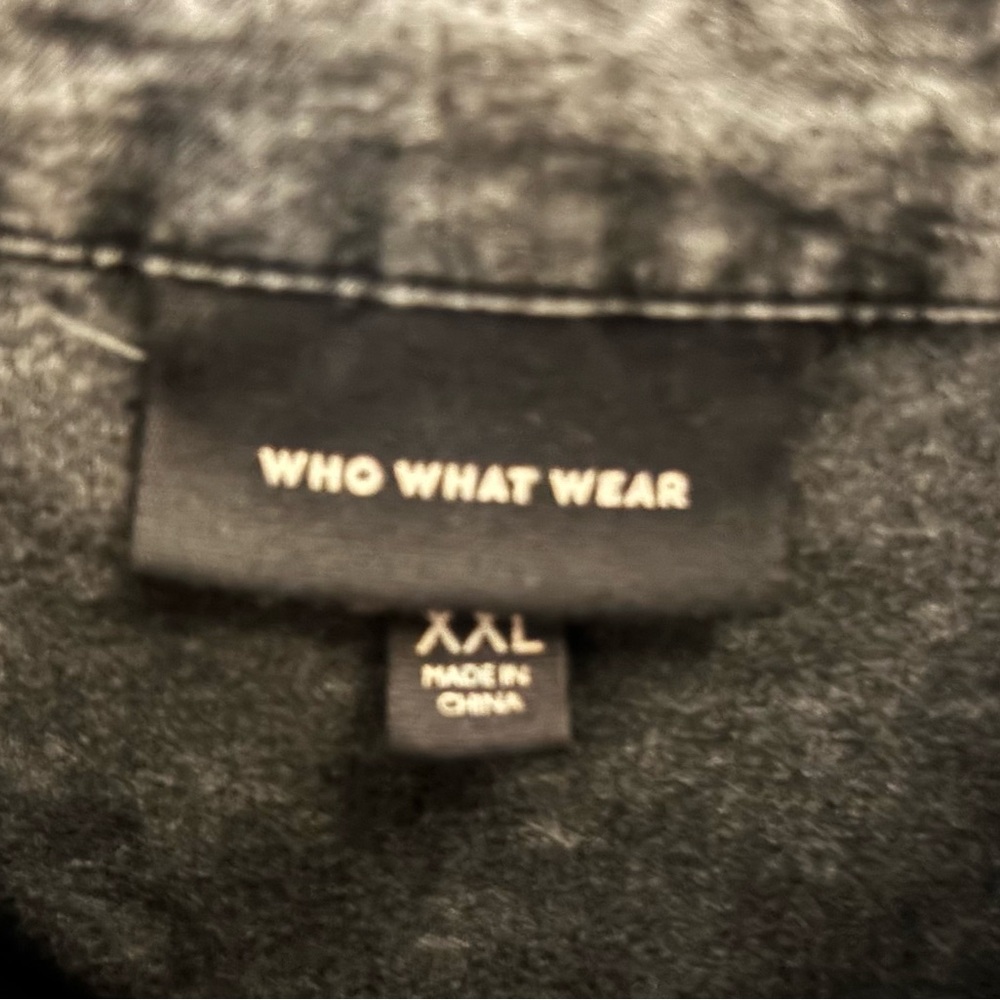 Who What Wear Black Washed Button-Up Shirt - Picture 3 of 3